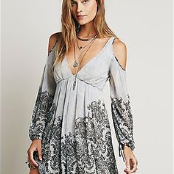 Free People Dresses & Skirts - Free people paisley dress